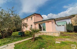 Montignoso, Tuscany 54038