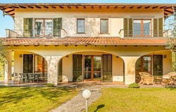 Forte dei Marmi, Tuscany 55042
