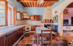 Buti, Tuscany 56032