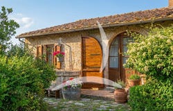 Monticiano, Tuscany 53015