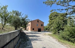 Sant'Angelo in Pontano, Marche 62020