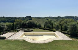 Crespina, Tuscany 56040