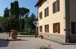 Cortona, Tuscany 52044