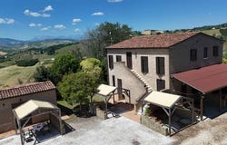 Montefiore dell'Aso, Marche 63062