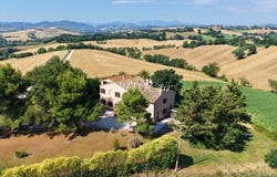 Castelleone di Suasa, Marche 60010