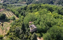 Lari, Tuscany 56035