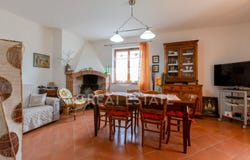 Sarteano, Tuscany 53047