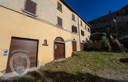 Cortona, Tuscany 52044