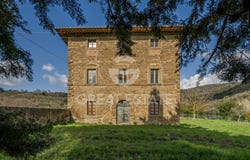Cortona, Tuscany 52044