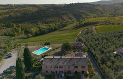 San Gimignano, Tuscany 53030