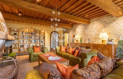 Bucine, Tuscany 52021