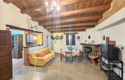 Collesano, Sicily 90016