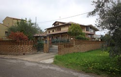 Campli, Abruzzo 64012