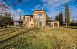 Cortona, Tuscany 52044