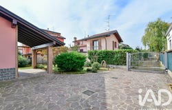Mozzate, Lombardy 22076