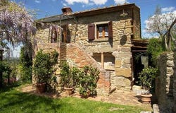 Cortona, Tuscany 52044