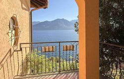 Camerlata, Lombardy 22100