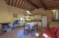 Colle di Val d'Elsa, Tuscany 53034