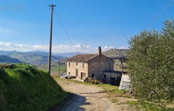 82 SP10, Montefiore dell'Aso, Marche 63062