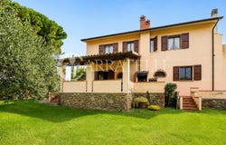 Scarlino, Tuscany 58020