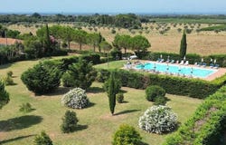 Cecina, Tuscany 57023