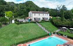 Riparbella, Tuscany 56046