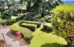 Pontedera, Tuscany 56025