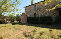 Montalcino, Tuscany 53024