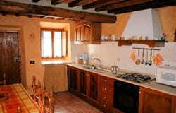 Pescia, Tuscany 51017
