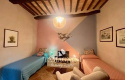 Sarteano, Tuscany 53047