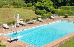 Cetona, Tuscany 53040