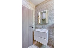 Renovated apartment in Tivat, 78 m², Tivat, Tivat