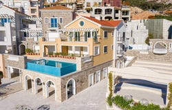 Tivat, Tivat Municipality 82000