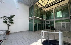 Avenida Paseo Central No. 147, Local No. 1, San Juan Bosco, San Juan del Río, Querétaro, San Juan del Rio, Queretaro 76805