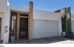 Avenida San Pedro 2862, Fraccionamiento Mayorca Residencial, Culiacán Rosales, Sinaloa, 80050, Sinaloa 80050