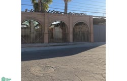 Avenida de la Expropiación Petrolera 731, Fraccionamiento Maestros Federales, Mexicali, Baja California, Mexicali, Baja California 21370