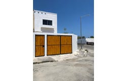 2 C. P.º de Castilla, Playa del Carmen, Quintana Roo 77725
