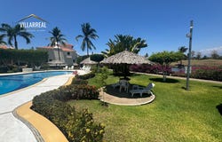 M98R+82, Ixtapa Zihuatanejo, Guerrero 40880