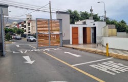 Calle Vegas del Condado Edificio 10 dpto.402 225, La Molina, Lima, Lima, Lima, Lima