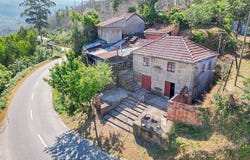 Viseu, Viseu District 4690