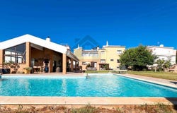 Portimão, Algarve 8500
