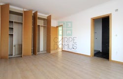 Valado Dos Frades, Leiria 2450