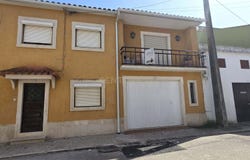 Rua dos Campeões da Luta, Dois Portos, Lisbon 2565-750