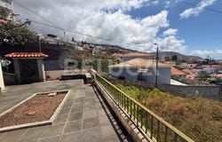 Monte, Madeira 9050