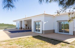 Budens, Algarve 8650