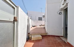 Quelfes, Algarve 8700