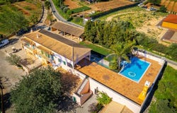 Paderne, Algarve 8200