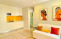 Rua Luís de Camões 450-452 1º Frt, Santa Marinha, Porto District 4430-132