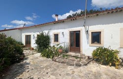 Carvalhal Benfeito, Leiria 2500