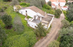 Alte, Algarve 8100